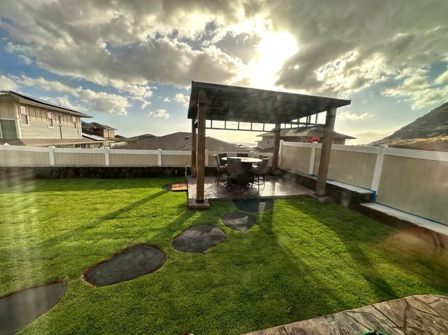 New 4 Bedroom Home With Ocean And Gorgeous Mountain Views In The Gated Community Of Mauna Olu Waianae Exterior foto