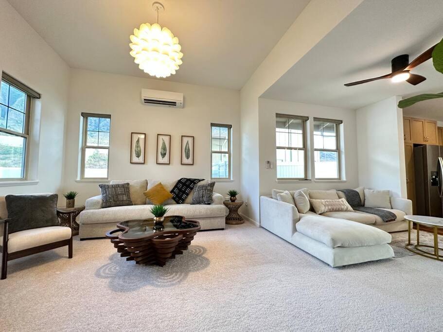 New 4 Bedroom Home With Ocean And Gorgeous Mountain Views In The Gated Community Of Mauna Olu Waianae Exterior foto